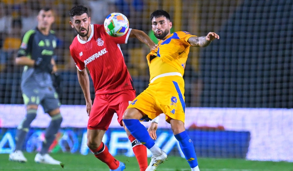 Tigres y Toluca empatan en el Universitario